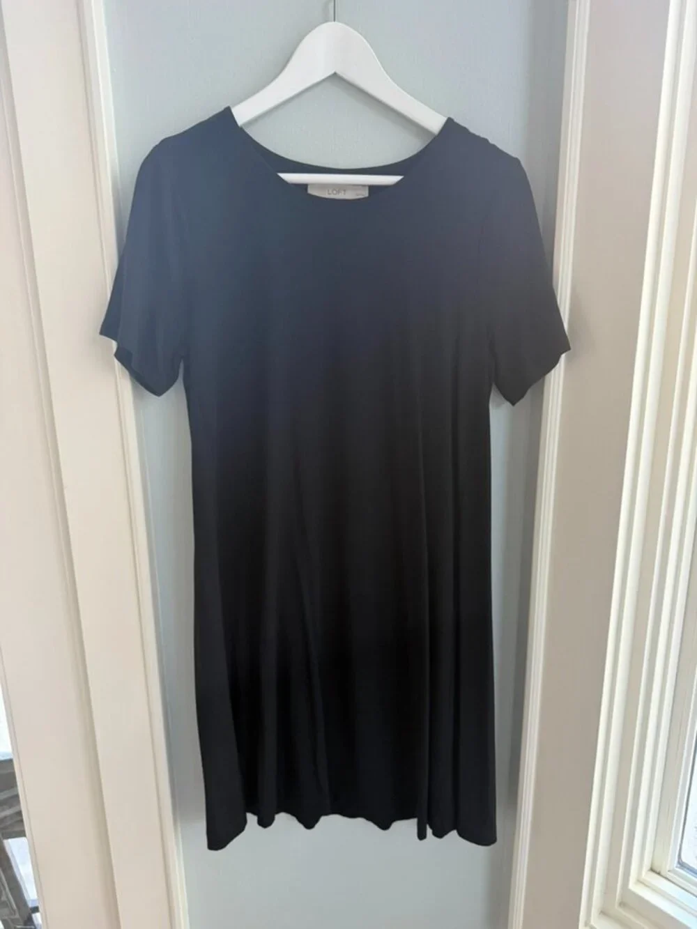 LOFT Short Sleeve Black Swing Dress